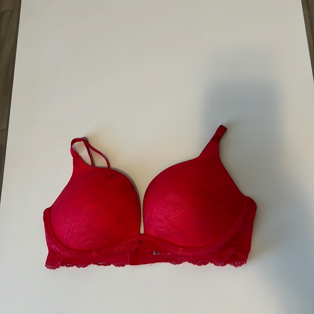 Victoria’s Secret push-up bra.